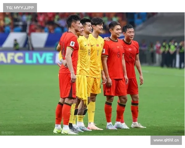 津媒:距离东亚杯只剩3周,国足很可能将由临时教练组率队出战 津媒:距离东亚杯只剩3周,国足很可能将由临时教练组率队出战